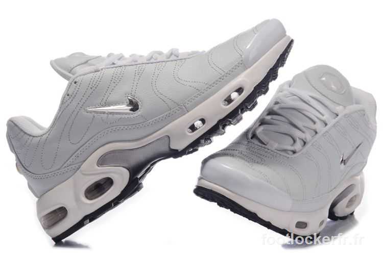 baskets tn pascher pascher chaussur tn us9.5,eur43,uk8.5 pas cher.JPG